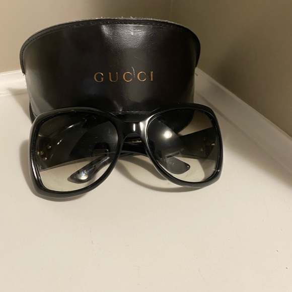 Gucci sunglasses - Picture 2 of 5